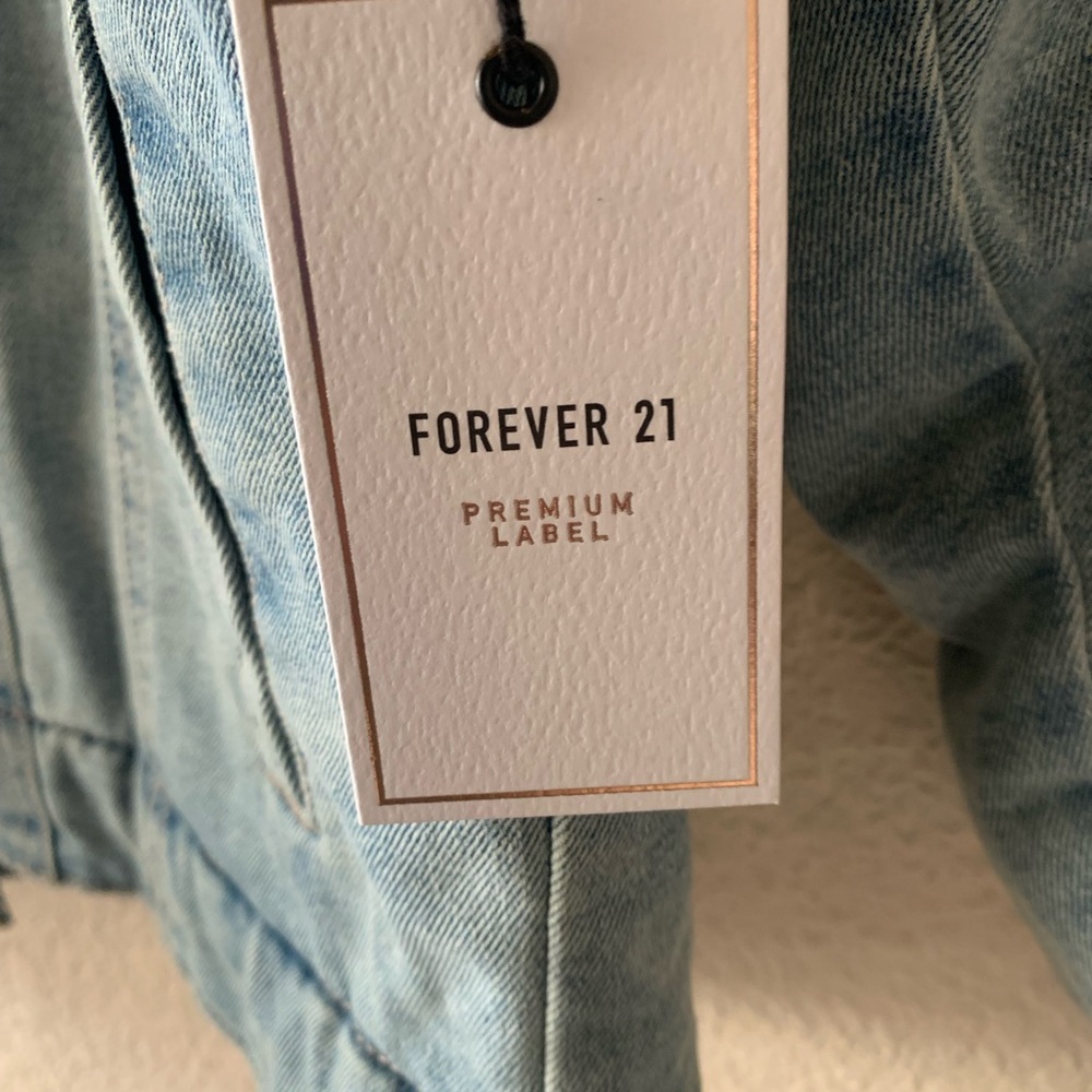 Gradient Denim Trucker Jacket - Picture 2 of 5